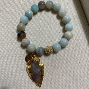 Kinsley Armelle bracelet with arrowhead